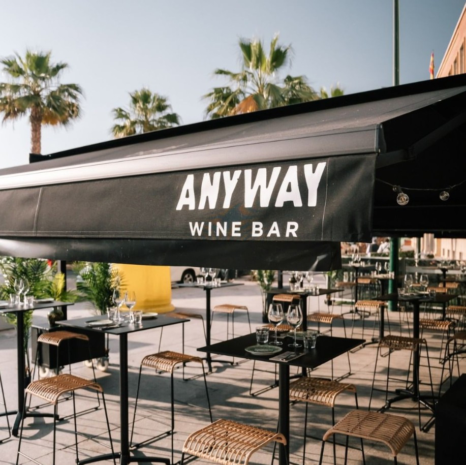 Anyway Wine Bar restaurant in Málaga