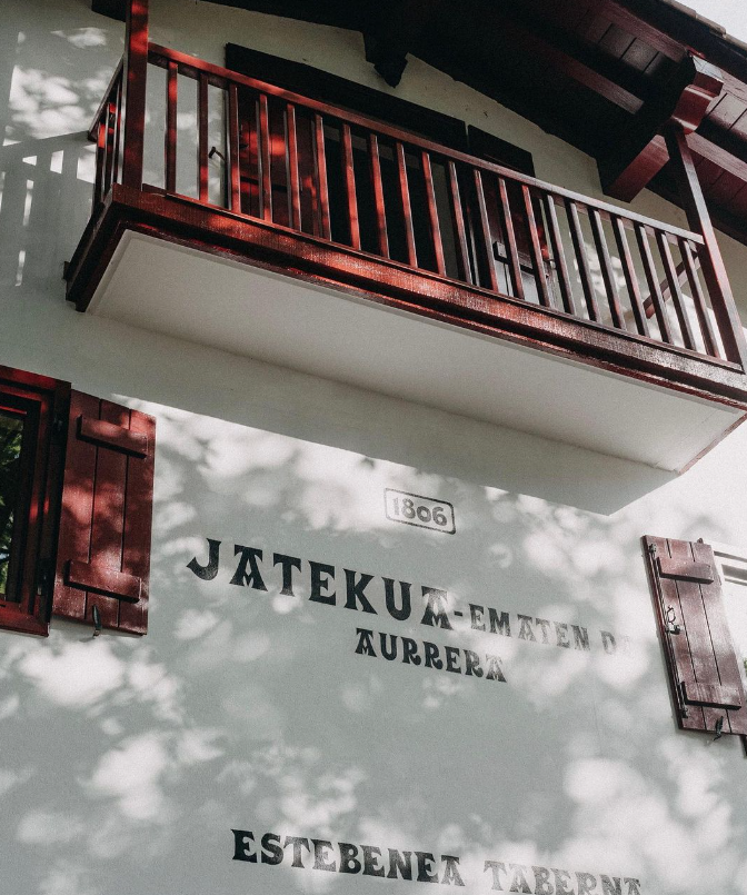 Estebenea Taberna