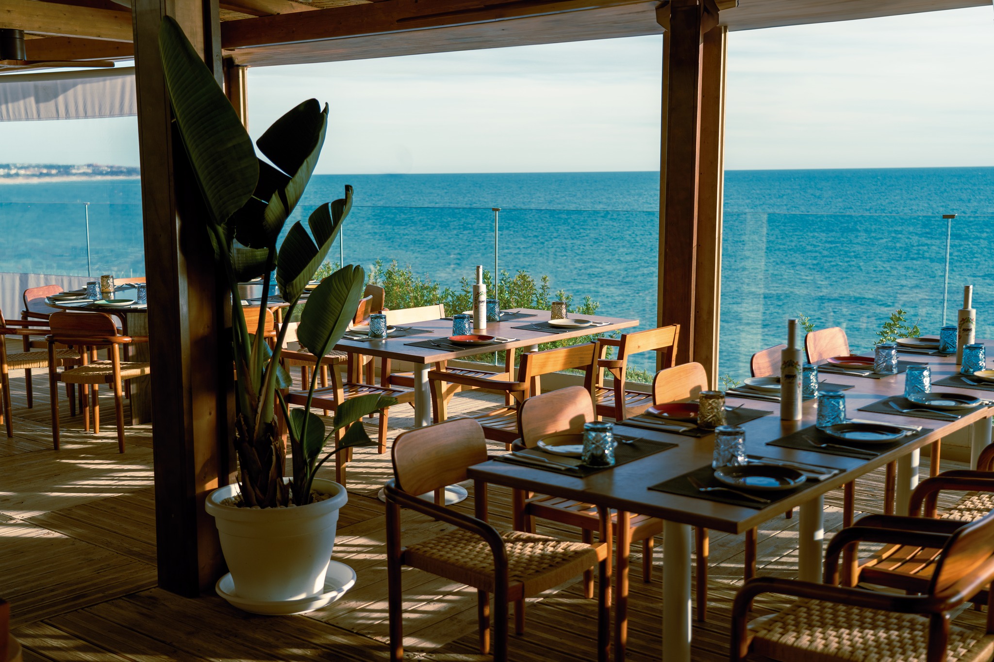 Atenas Playa Restaurant